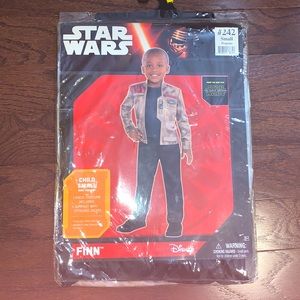 Star Wars VII Finn Deluxe Small Child's Costume - NWT